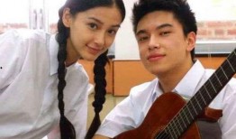 四字弟弟娱乐吃瓜君