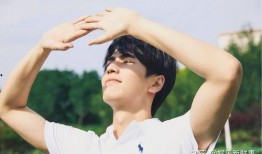 娱乐圈吃瓜张凌赫,娱乐圈吃瓜达人，揭秘明星幕后故事