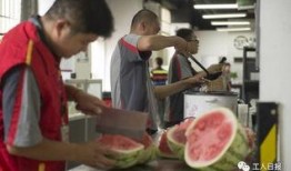 娱乐吃瓜酱快递小哥,揭秘娱乐圈幕后趣事